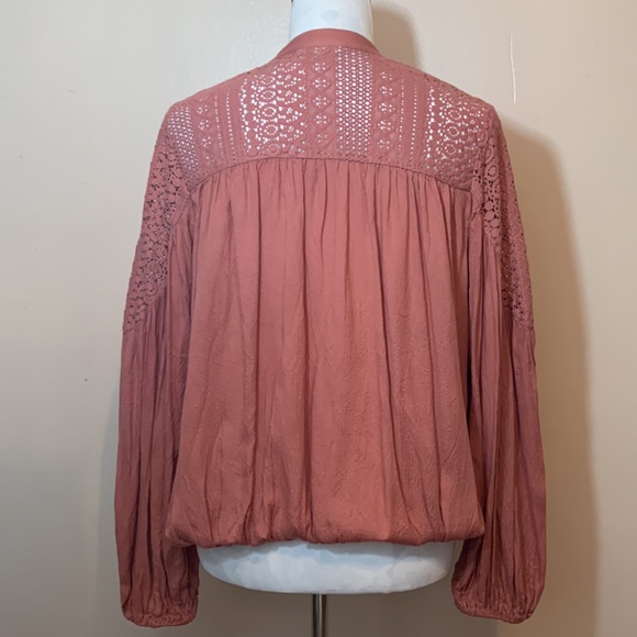 Lucky Brand 🍀 Burnt Orange Lace Cut Boho Top - Picture 6 of 10